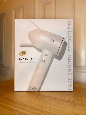 T3 LuxeDry High-Performance Hair Dryer - Rose gold